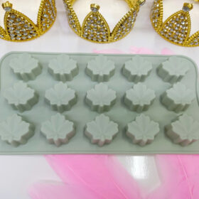 Khuôn Silicon 15 Chiếc Lá - D0786 - Giao màu ngẫu nhiên