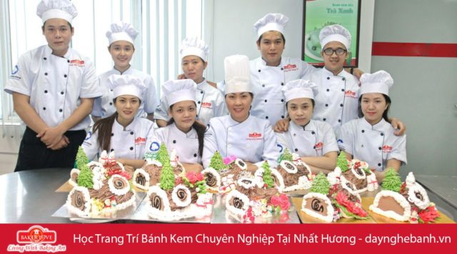 Học Trang Trí Bánh Kem tại TP Hồ Chí Minh