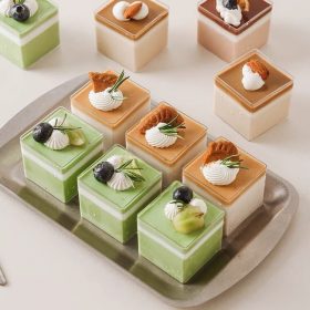 Ly Nhựa Vuông LC-4245/CH85 - 50 Cái