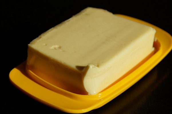 bơ từ sữa động vật là gì
