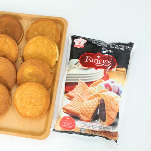 Làm bánh đồng xu tại nhà cực dễ với bột trộn sẵn Taiyaki Fancy’s.