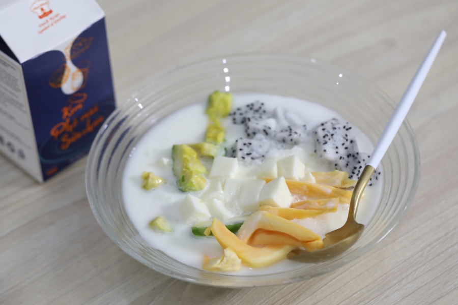 Cách làm chè khúc bạch trái cây dẻo mịn, thanh mát 8 Cách làm chè khúc bạch trái cây dẻo mịn, thanh mát