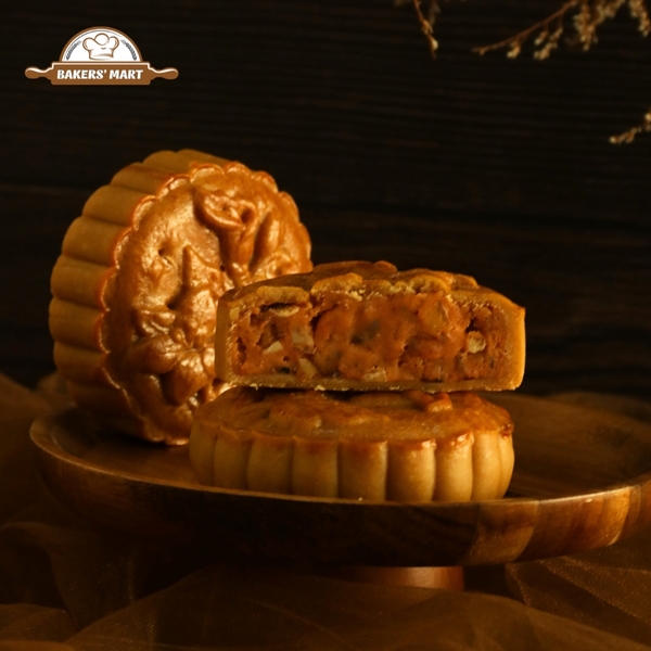 Bánh Trung Thu Ô Mai: Hương Vị Độc Đáo Mùa Trăng Tròn