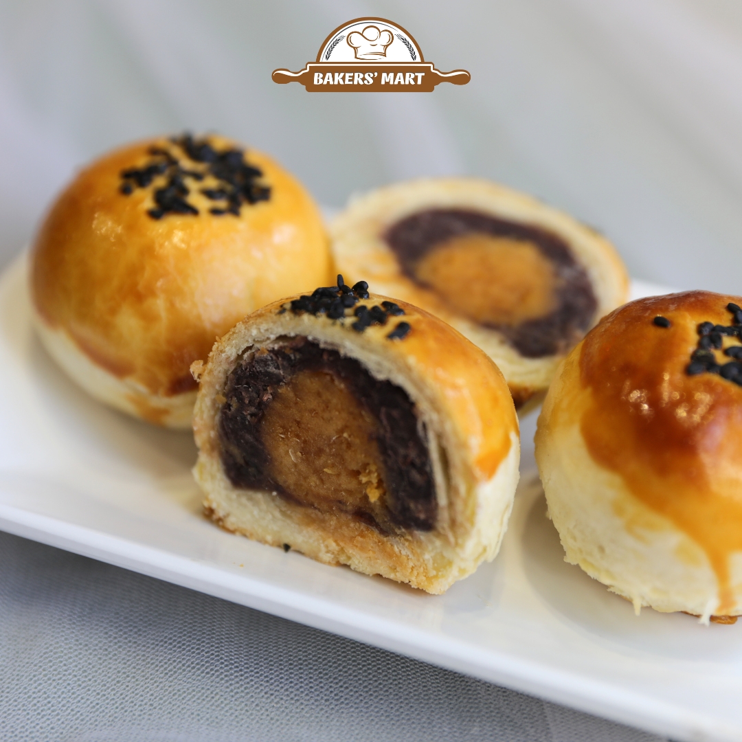 salted egg yolk pastry 1 2 Khám Phá Công Thức Bánh Salted Egg Yolk Pastry